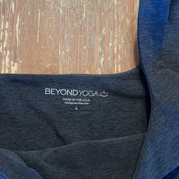 EUC Beyond Yoga One & Only Shoulder Cropped Tank - Picture 4 of 4